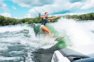 Surf’s Up Watersports (Wakeboat Rentals, Wakesurfing & Hydrofoil Lessons, Private Charters at Lake Oconee)