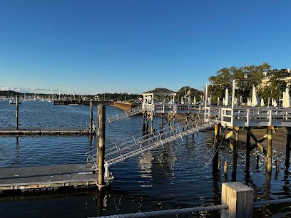 Carefree Boat Club of Port Washington