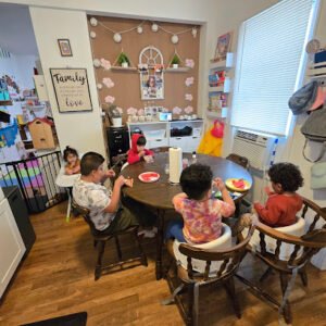 “Patitos Soñadores” EDUCATION DAYCARE LLC